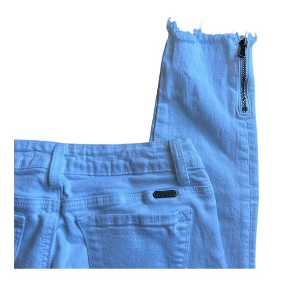 KanCan LA jeans 27” Opaque white denim sleek skinny cut raw hem zipper details - Picture 4 of 12